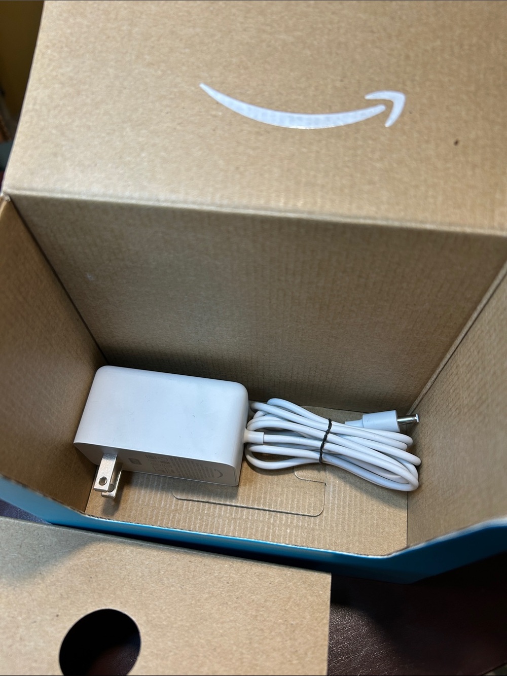 Amazon Echo Show 5 Smart Display - Black - Picture 2 of 6